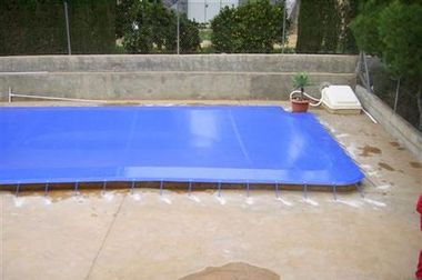 Toldos Peñalver lona para piscina